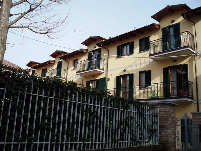 Ristrutturazione edificio residenziale composto da cinque unit (Nizza Monferrato)